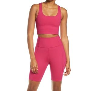 Girlfriend Collective Biker shorts Paloma bra top set Superbloom hot pink M